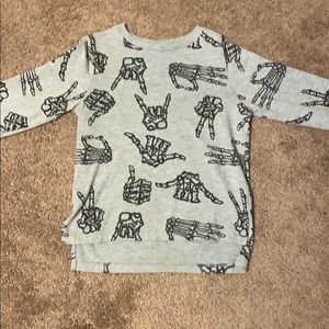 Boys‎ skeleton hands long sleeve.